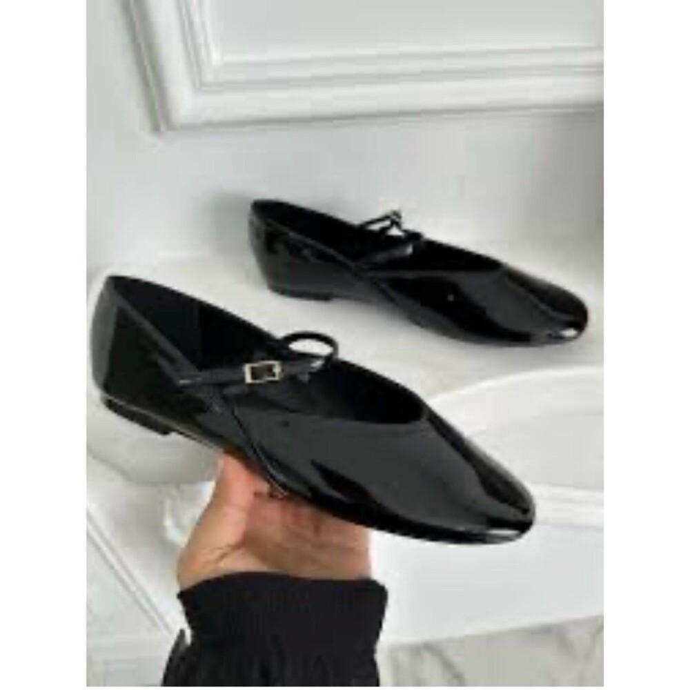 Zara Black Patent Leather Ballet Flats Size 41 / 10